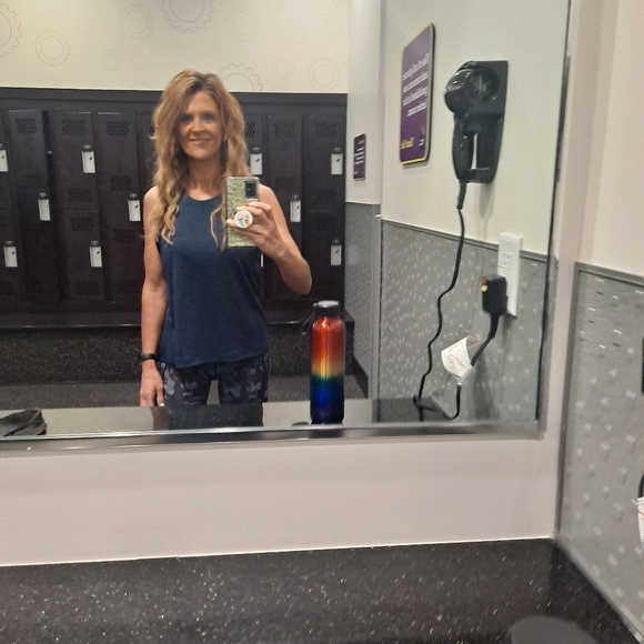 Meet your Posher, Heather - Picture 4 of 6